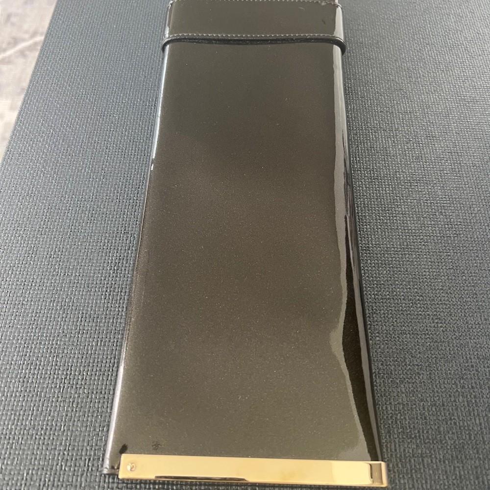 Gucci Black Clutch with Gold Buckle - Picture 4 of 10